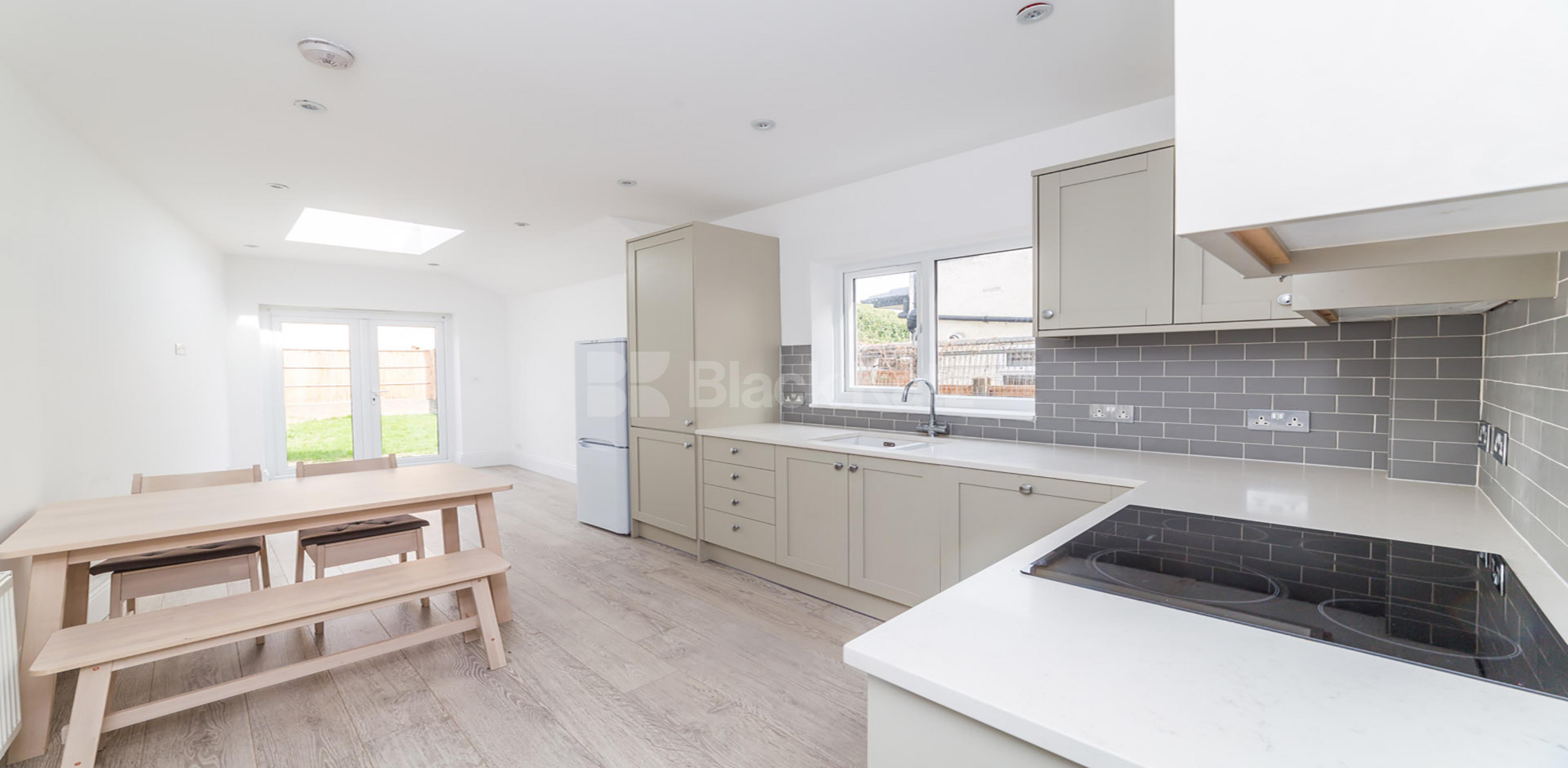 			New Instruction! Garden flat, 3 Bedroom, 1 bath, 1 reception Ground Floor Flat			 Imperial Road , Bounds Green / Wood Green N22